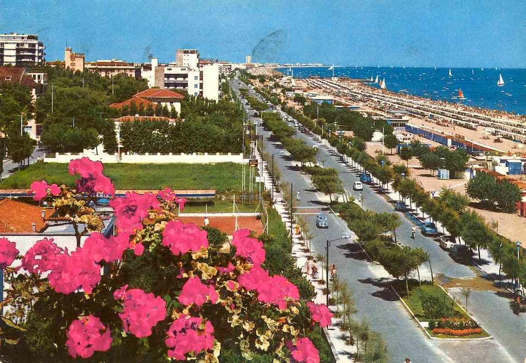 Hotel San Gottardo Riccione Exterior foto